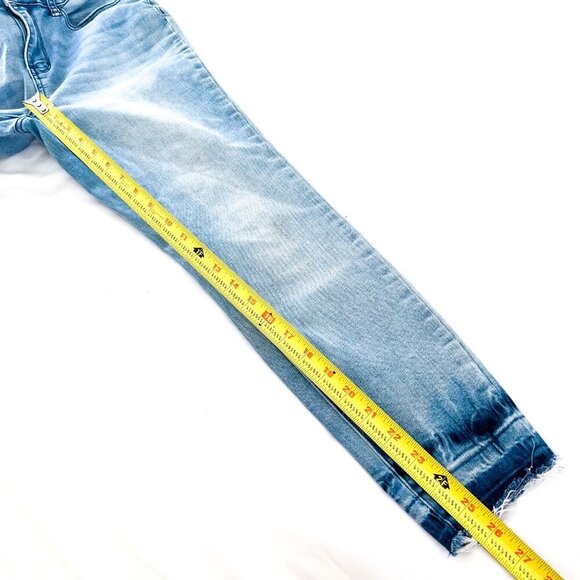 Judy Blue Light Wash Release Raw Hem Skinny Fit Ankle Crop Luna Jeans 7/28 - Picture 13 of 13